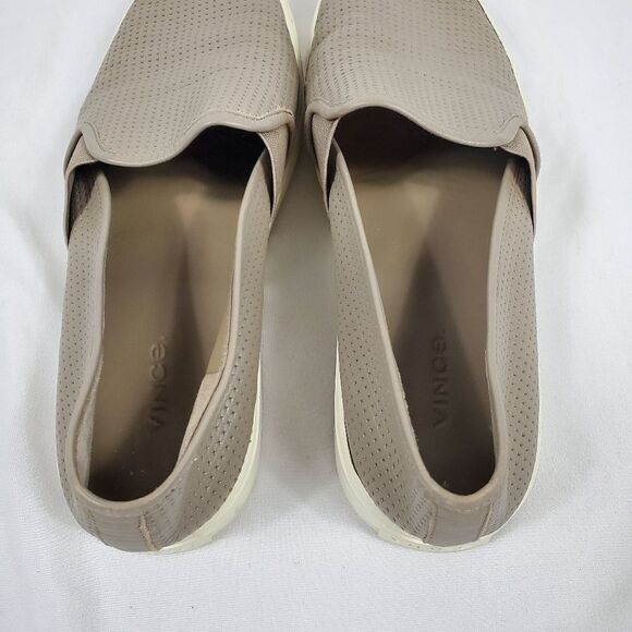 Vince Blair Perforated Leather Slip-on Sneakers in Beige - Size 8.5 - Picture 5 of 9